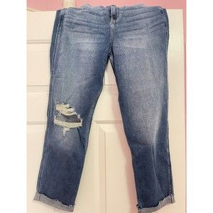 Hollister Ultra High Rise Mom Jeans Women's Size 3S W26 x L25 BRAND NEW